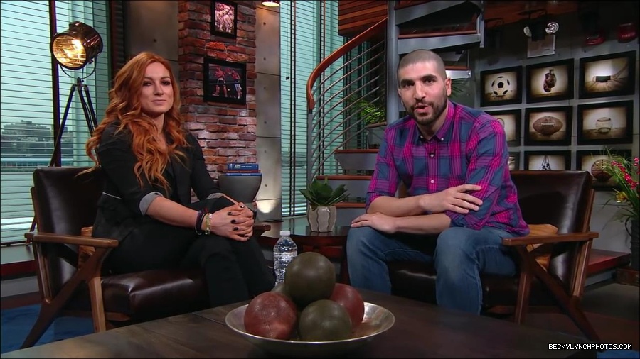 Y2Mate_is_-_Becky_Lynch_puts_Ronda_Rousey_on_blast2C_talks_WrestleMania_35_main_event_and_more__WWE_on_ESPN-6Fz-mM2uvwg-720p-1656084280034_mp4_002018251.jpg