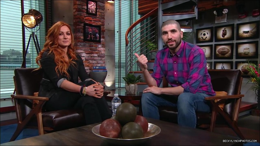 Y2Mate_is_-_Becky_Lynch_puts_Ronda_Rousey_on_blast2C_talks_WrestleMania_35_main_event_and_more__WWE_on_ESPN-6Fz-mM2uvwg-720p-1656084280034_mp4_002018651.jpg