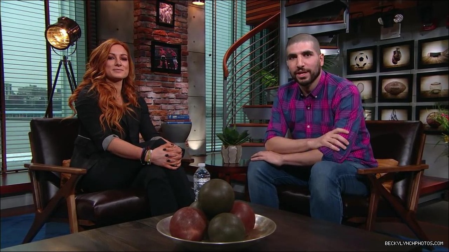 Y2Mate_is_-_Becky_Lynch_puts_Ronda_Rousey_on_blast2C_talks_WrestleMania_35_main_event_and_more__WWE_on_ESPN-6Fz-mM2uvwg-720p-1656084280034_mp4_002021855.jpg