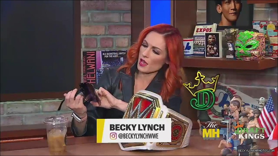 Y2Mate_is_-_Becky_Lynch_Talks_Charlotte_Flair_Feud_27I27m_So_in_Her_Head__-_The_MMA_Hour-4BJNnwyhid4-720p-1656194904909_mp4_000127760.jpg