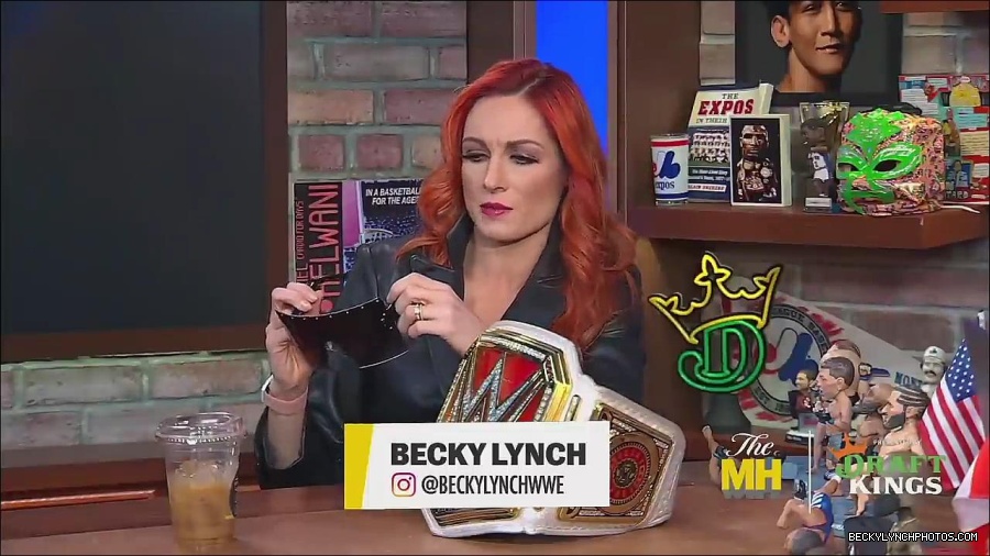Y2Mate_is_-_Becky_Lynch_Talks_Charlotte_Flair_Feud_27I27m_So_in_Her_Head__-_The_MMA_Hour-4BJNnwyhid4-720p-1656194904909_mp4_000129762.jpg