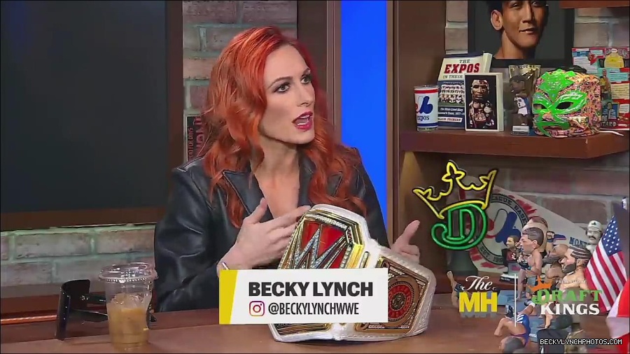 Y2Mate_is_-_Becky_Lynch_Talks_Charlotte_Flair_Feud_27I27m_So_in_Her_Head__-_The_MMA_Hour-4BJNnwyhid4-720p-1656194904909_mp4_000207840.jpg