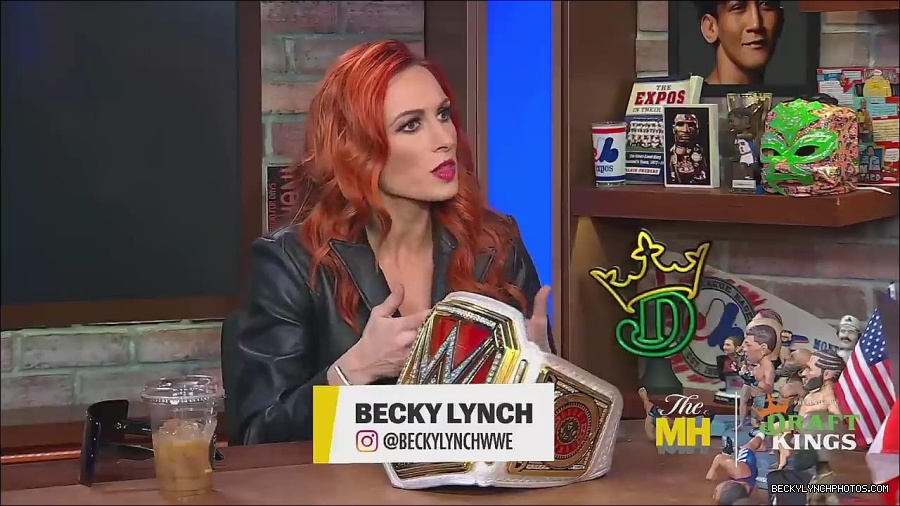 Y2Mate_is_-_Becky_Lynch_Talks_Charlotte_Flair_Feud_27I27m_So_in_Her_Head__-_The_MMA_Hour-4BJNnwyhid4-720p-1656194904909_mp4_000208241.jpg