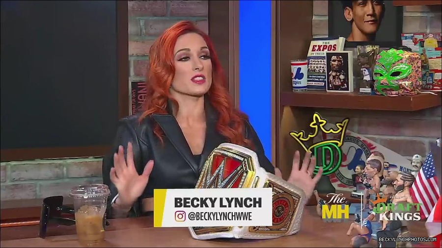 Y2Mate_is_-_Becky_Lynch_Talks_Charlotte_Flair_Feud_27I27m_So_in_Her_Head__-_The_MMA_Hour-4BJNnwyhid4-720p-1656194904909_mp4_000260693.jpg