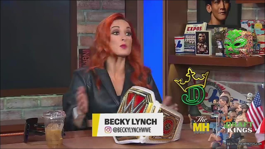 Y2Mate_is_-_Becky_Lynch_Talks_Charlotte_Flair_Feud_27I27m_So_in_Her_Head__-_The_MMA_Hour-4BJNnwyhid4-720p-1656194904909_mp4_000270703.jpg
