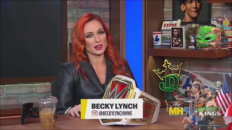 Y2Mate_is_-_Becky_Lynch_Talks_Charlotte_Flair_Feud_27I27m_So_in_Her_Head__-_The_MMA_Hour-4BJNnwyhid4-720p-1656194904909_mp4_000279112.jpg
