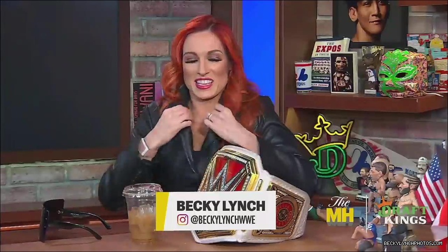 Y2Mate_is_-_Becky_Lynch_Talks_Charlotte_Flair_Feud_27I27m_So_in_Her_Head__-_The_MMA_Hour-4BJNnwyhid4-720p-1656194904909_mp4_000360727.jpg