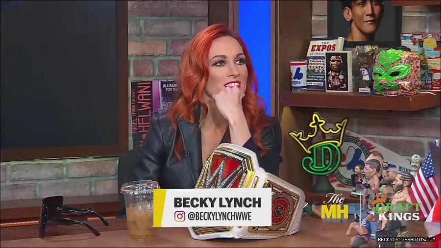 Y2Mate_is_-_Becky_Lynch_Talks_Charlotte_Flair_Feud_27I27m_So_in_Her_Head__-_The_MMA_Hour-4BJNnwyhid4-720p-1656194904909_mp4_000417583.jpg
