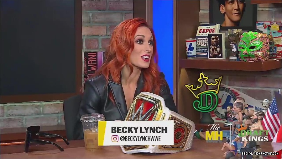 Y2Mate_is_-_Becky_Lynch_Talks_Charlotte_Flair_Feud_27I27m_So_in_Her_Head__-_The_MMA_Hour-4BJNnwyhid4-720p-1656194904909_mp4_000523289.jpg