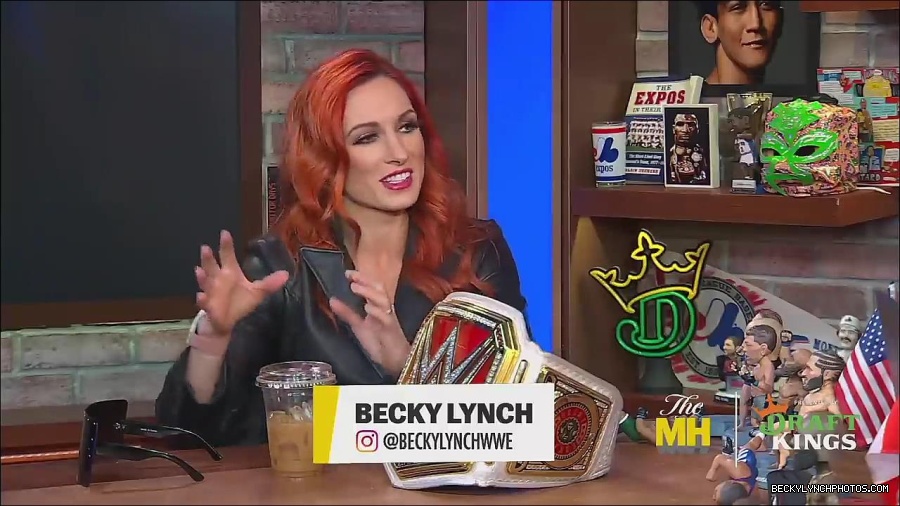 Y2Mate_is_-_Becky_Lynch_Talks_Charlotte_Flair_Feud_27I27m_So_in_Her_Head__-_The_MMA_Hour-4BJNnwyhid4-720p-1656194904909_mp4_000558925.jpg