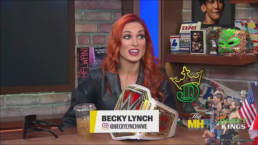 Y2Mate_is_-_Becky_Lynch_Talks_Charlotte_Flair_Feud_27I27m_So_in_Her_Head__-_The_MMA_Hour-4BJNnwyhid4-720p-1656194904909_mp4_000563729.jpg