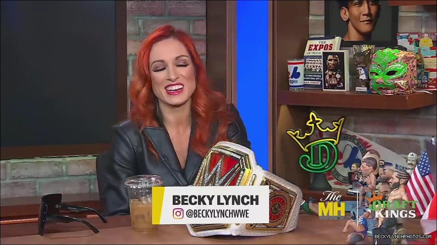Y2Mate_is_-_Becky_Lynch_Talks_Charlotte_Flair_Feud_27I27m_So_in_Her_Head__-_The_MMA_Hour-4BJNnwyhid4-720p-1656194904909_mp4_000565731.jpg