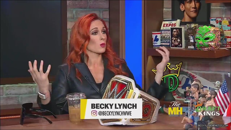 Y2Mate_is_-_Becky_Lynch_Talks_Charlotte_Flair_Feud_27I27m_So_in_Her_Head__-_The_MMA_Hour-4BJNnwyhid4-720p-1656194904909_mp4_000935567.jpg