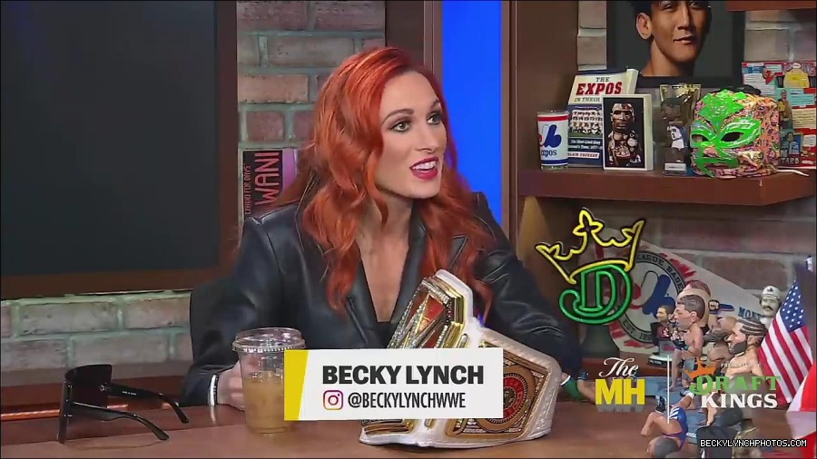 Y2Mate_is_-_Becky_Lynch_Talks_Charlotte_Flair_Feud_27I27m_So_in_Her_Head__-_The_MMA_Hour-4BJNnwyhid4-720p-1656194904909_mp4_001355754.jpg