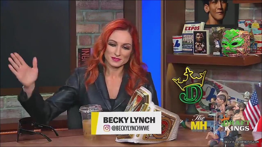 Y2Mate_is_-_Becky_Lynch_Talks_Charlotte_Flair_Feud_27I27m_So_in_Her_Head__-_The_MMA_Hour-4BJNnwyhid4-720p-1656194904909_mp4_002076240.jpg