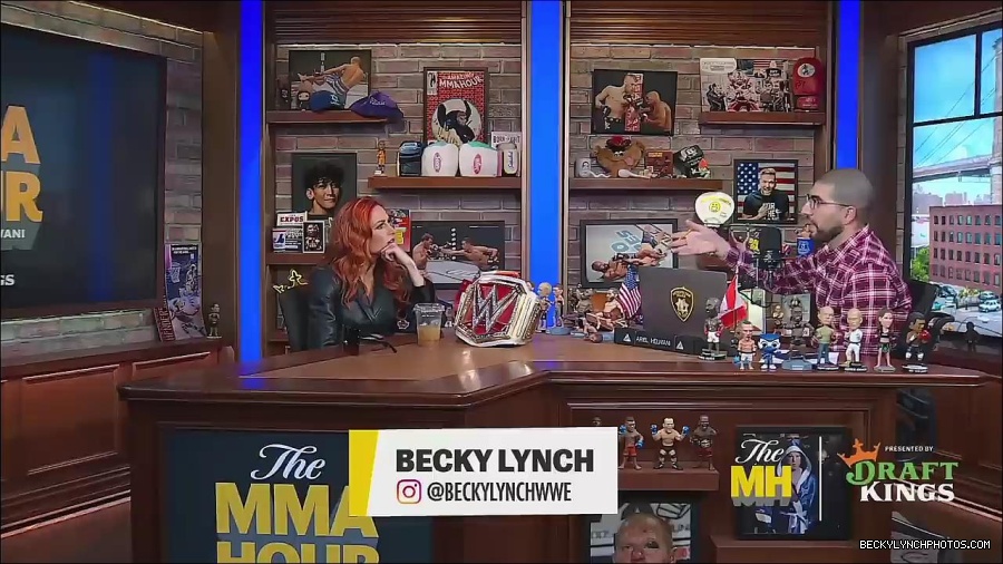 Y2Mate_is_-_Becky_Lynch_Talks_Charlotte_Flair_Feud_27I27m_So_in_Her_Head__-_The_MMA_Hour-4BJNnwyhid4-720p-1656194904909_mp4_002791588.jpg