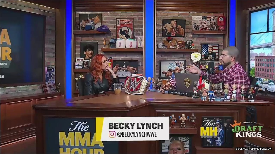 Y2Mate_is_-_Becky_Lynch_Talks_Charlotte_Flair_Feud_27I27m_So_in_Her_Head__-_The_MMA_Hour-4BJNnwyhid4-720p-1656194904909_mp4_002792790.jpg