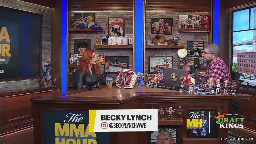 Y2Mate_is_-_Becky_Lynch_Talks_Charlotte_Flair_Feud_27I27m_So_in_Her_Head__-_The_MMA_Hour-4BJNnwyhid4-720p-1656194904909_mp4_002858956.jpg