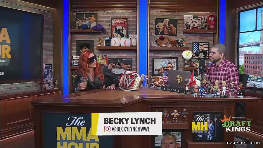 Y2Mate_is_-_Becky_Lynch_Talks_Charlotte_Flair_Feud_27I27m_So_in_Her_Head__-_The_MMA_Hour-4BJNnwyhid4-720p-1656194904909_mp4_002888585.jpg
