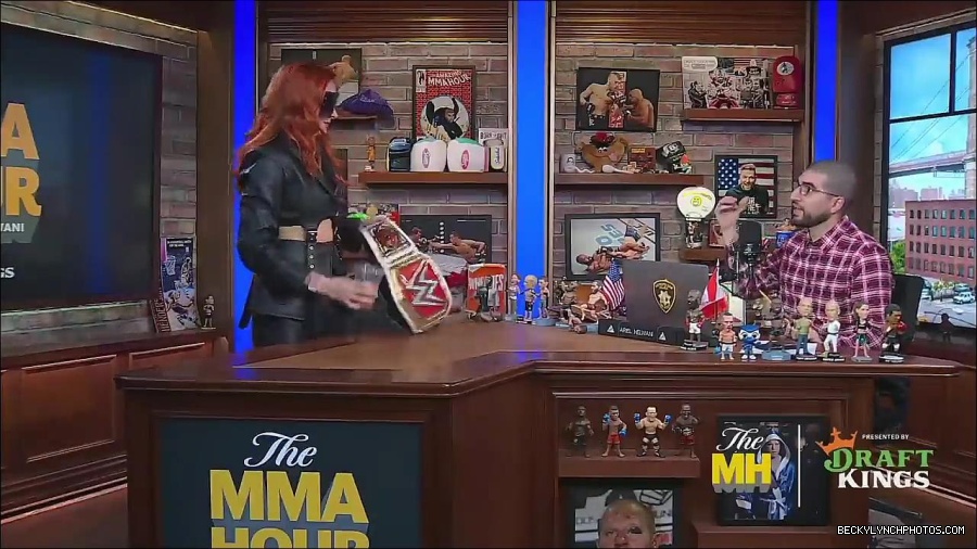 Y2Mate_is_-_Becky_Lynch_Talks_Charlotte_Flair_Feud_27I27m_So_in_Her_Head__-_The_MMA_Hour-4BJNnwyhid4-720p-1656194904909_mp4_002891388.jpg
