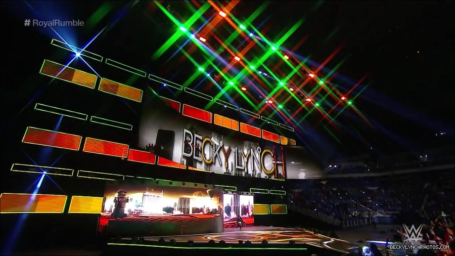 ROYAL_RUMBLE_mp4_000006300.jpg