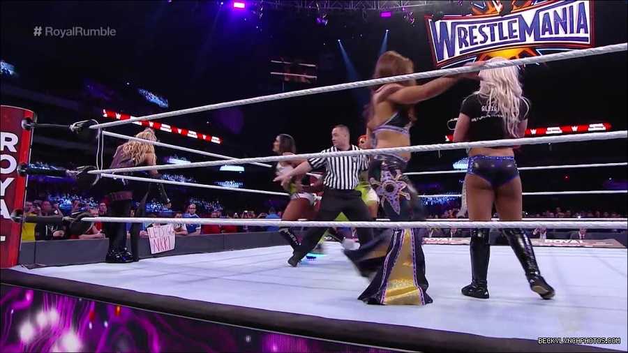 ROYAL_RUMBLE_mp4_000210300.jpg