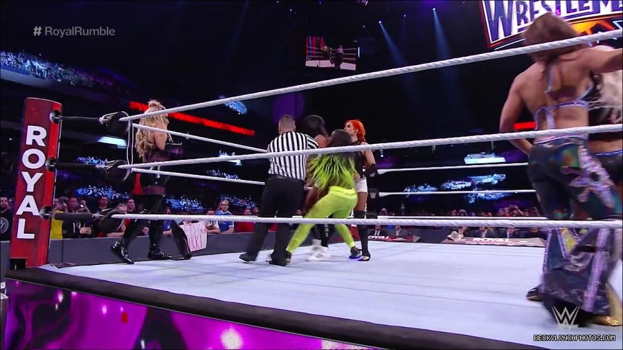 ROYAL_RUMBLE_mp4_000211100.jpg