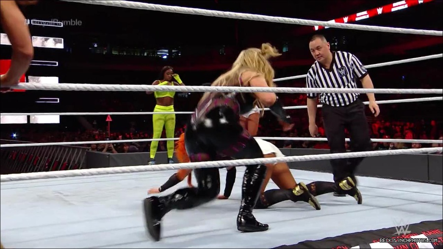ROYAL_RUMBLE_mp4_000498066.jpg