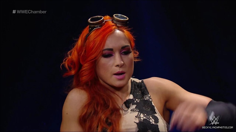 ELIMINATION_CHAMBER_mp4_000036033.jpg