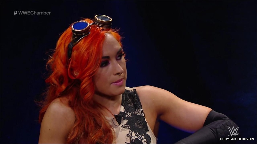 ELIMINATION_CHAMBER_mp4_000104433.jpg