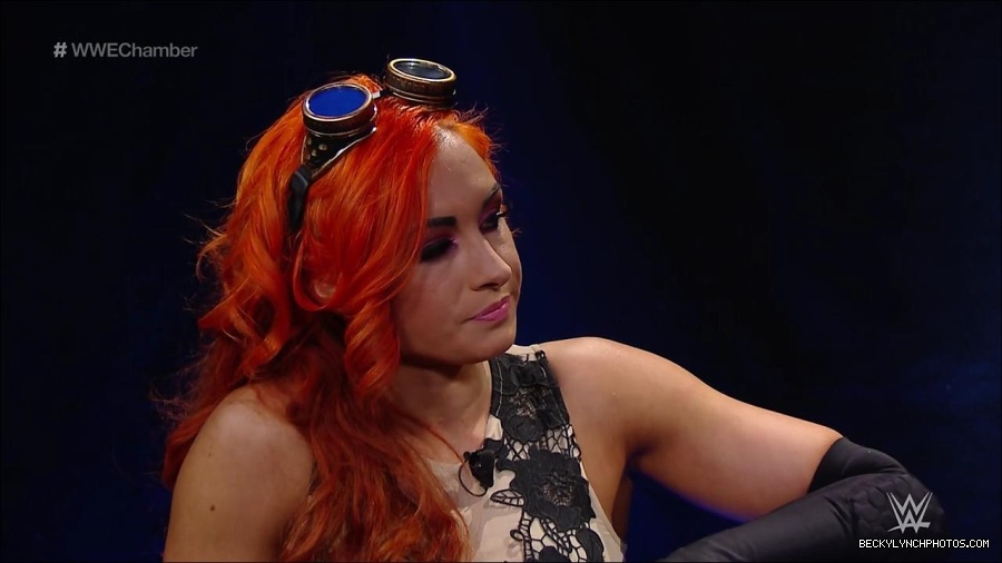 ELIMINATION_CHAMBER_mp4_000105233.jpg