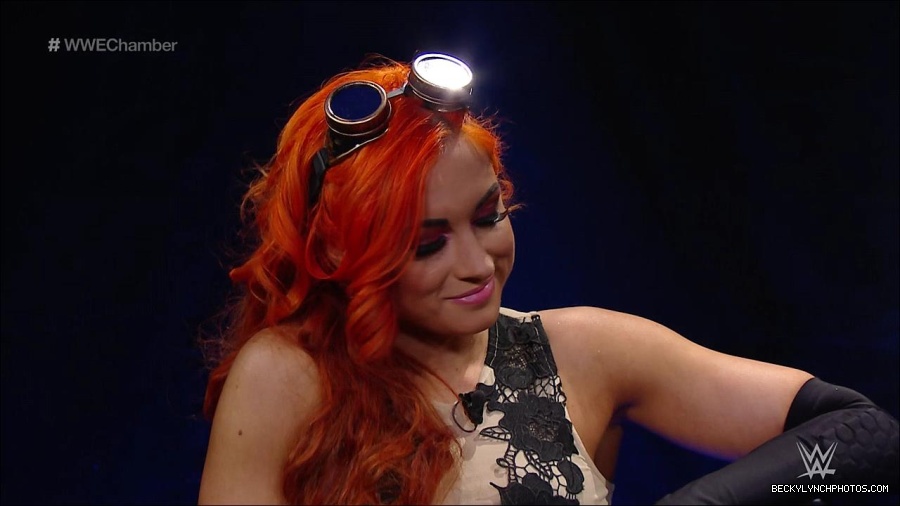 ELIMINATION_CHAMBER_mp4_000158033.jpg