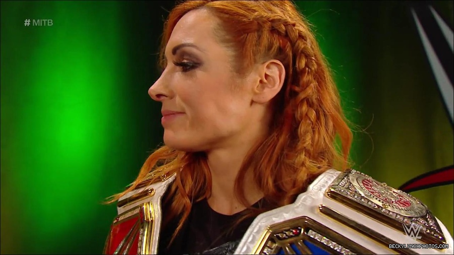 MITB_mp4_000002100.jpg