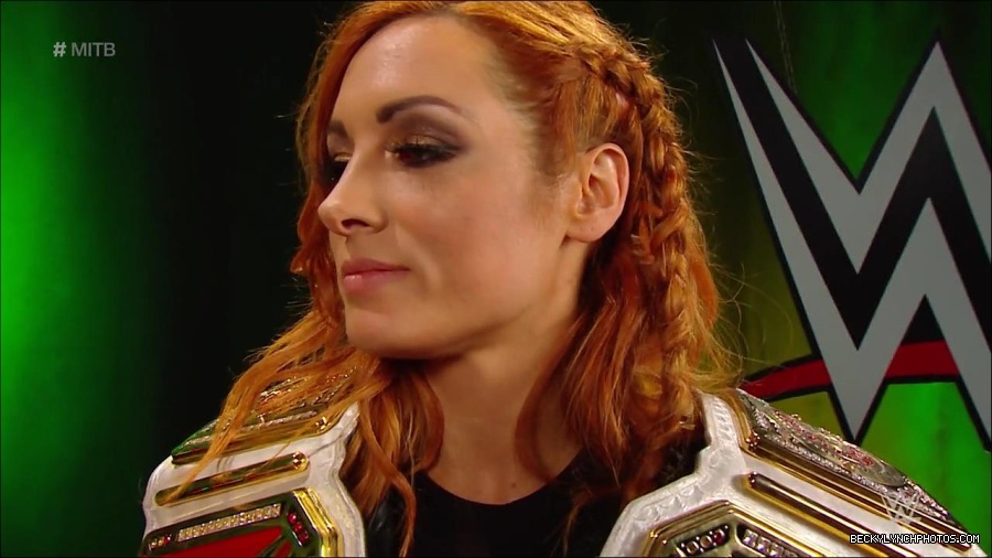 MITB_mp4_000002900.jpg