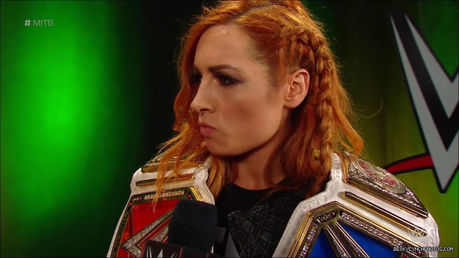 MITB_mp4_000100266.jpg