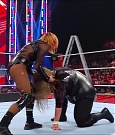 WWE_RAW_27th_June_2022_720p_WEBRip_h264_mp4_007540335.jpg