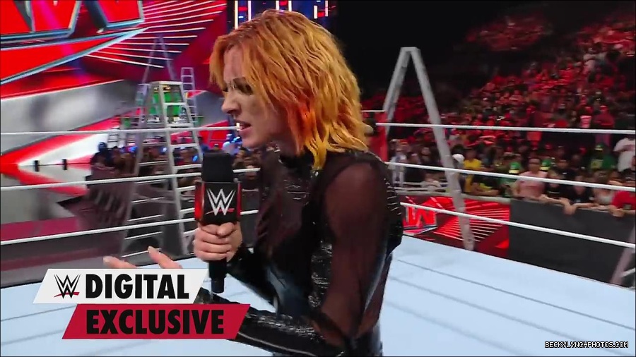 Y2Mate_is_-_Becky_Lynch_is_the_embodiment_of_Never_Give_Up_Raw_Exclusive2C_June_272C_2022-jwAS12_jHxk-720p-1656426534644_mp4_000031133.jpg