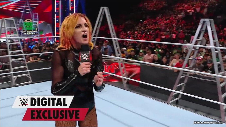 Y2Mate_is_-_Becky_Lynch_is_the_embodiment_of_Never_Give_Up_Raw_Exclusive2C_June_272C_2022-jwAS12_jHxk-720p-1656426534644_mp4_000042333.jpg