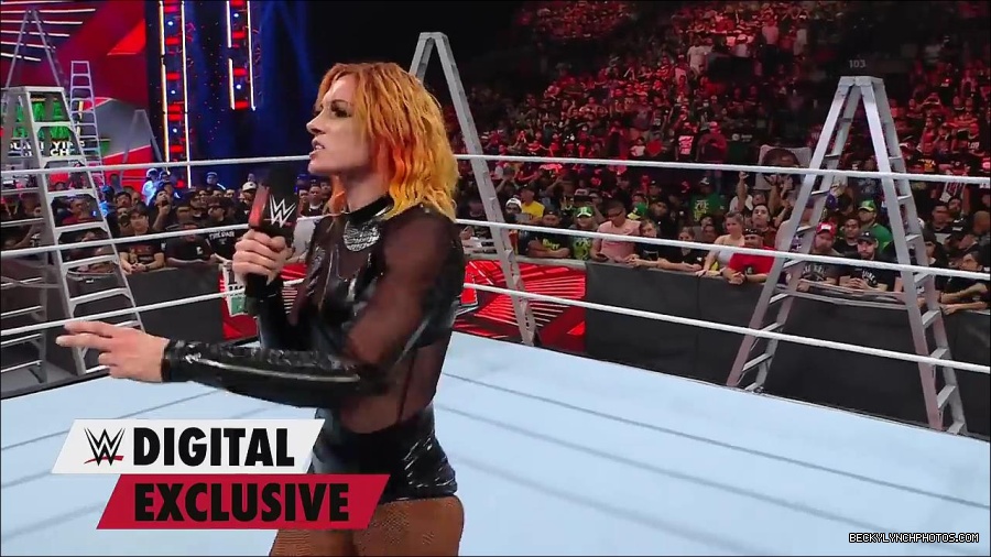 Y2Mate_is_-_Becky_Lynch_is_the_embodiment_of_Never_Give_Up_Raw_Exclusive2C_June_272C_2022-jwAS12_jHxk-720p-1656426534644_mp4_000044333.jpg