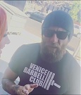 2016-10-05_19_49_17_1354717711561047322_448900764_mp4_000007207.jpg