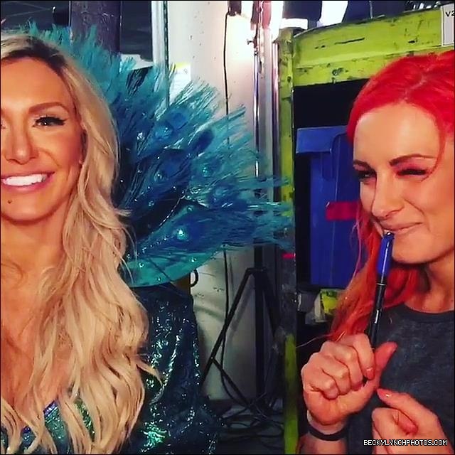 2017-10-18_09_49_54_1628381258362906177_448900764_mp4_000045566.jpg