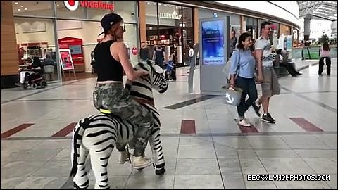 2018-05-12_12_58_27_1777779442347490286_448900764_mp4_000007346.jpg