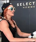 2018-05-12_12_58_27_1777779442347490286_448900764_mp4_000032546.jpg