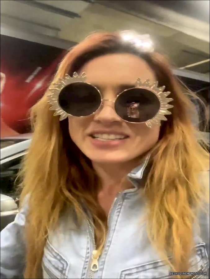 2022-03-07_22_00_23_2789142573839608129_448900764_mp4_000057433.jpg