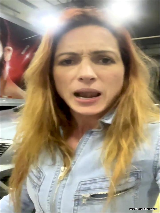 2022-03-07_22_00_23_2789142573839608129_448900764_mp4_000085033.jpg