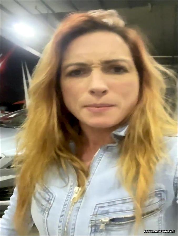 2022-03-07_22_00_23_2789142573839608129_448900764_mp4_000089433.jpg