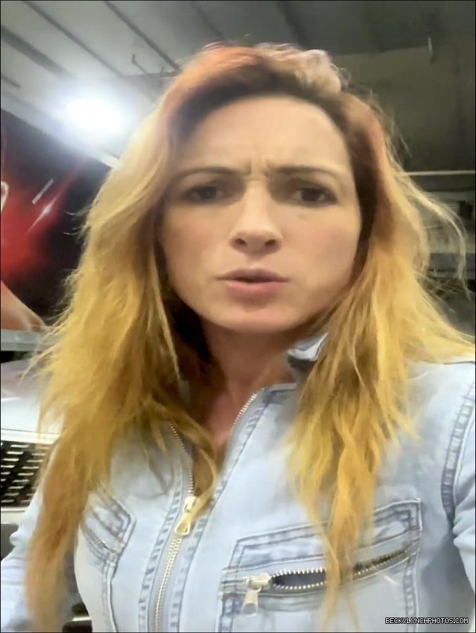 2022-03-07_22_00_23_2789142573839608129_448900764_mp4_000090233.jpg