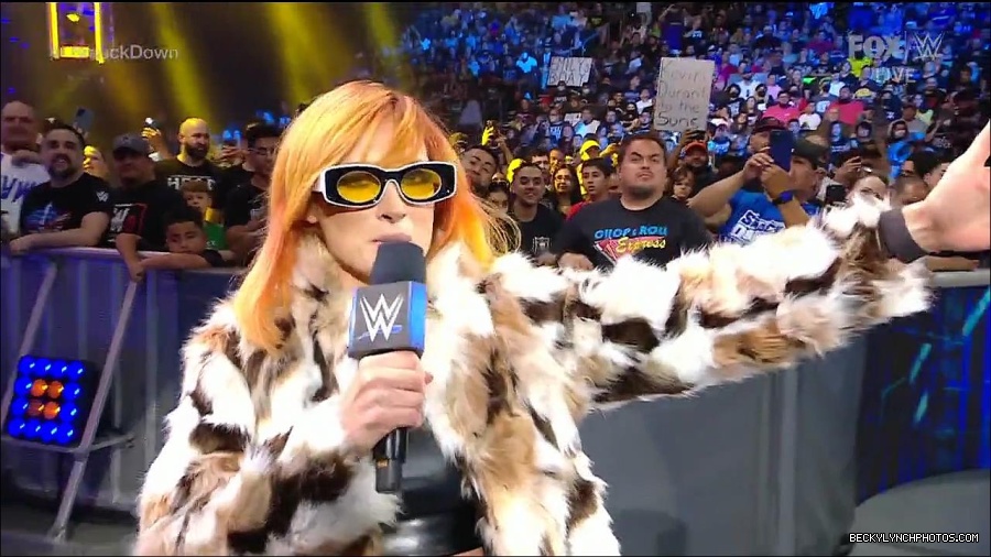 WWE_Friday_Night_Smackdown_1st_July_2022_720p_WEBRip_h264_mp4_002580381.jpg