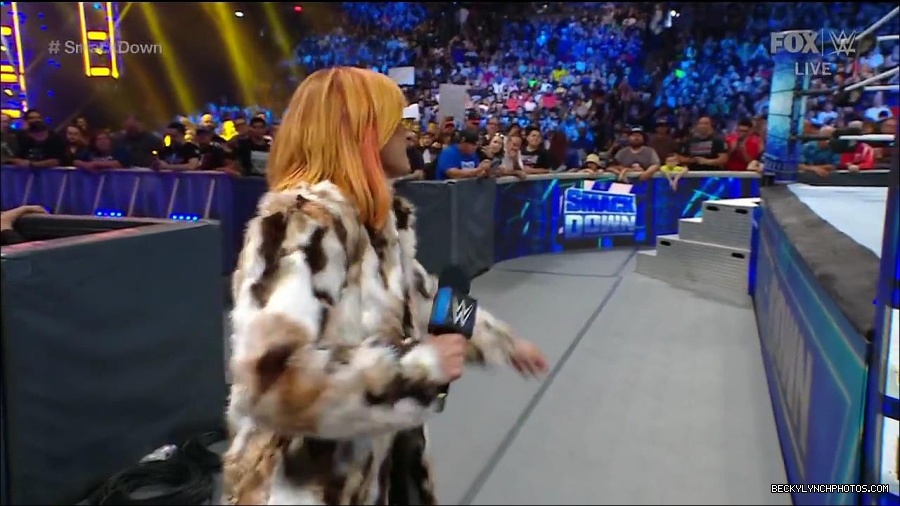WWE_Friday_Night_Smackdown_1st_July_2022_720p_WEBRip_h264_mp4_002587187.jpg