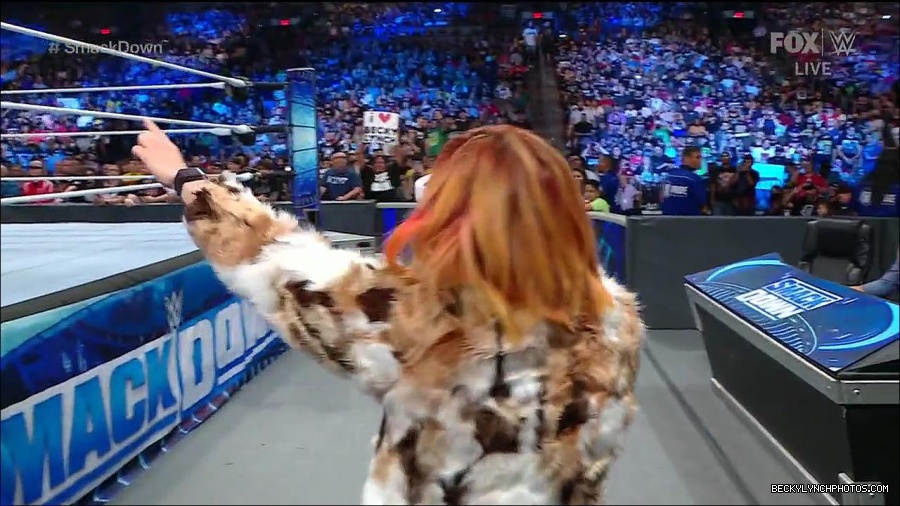 WWE_Friday_Night_Smackdown_1st_July_2022_720p_WEBRip_h264_mp4_002607207.jpg